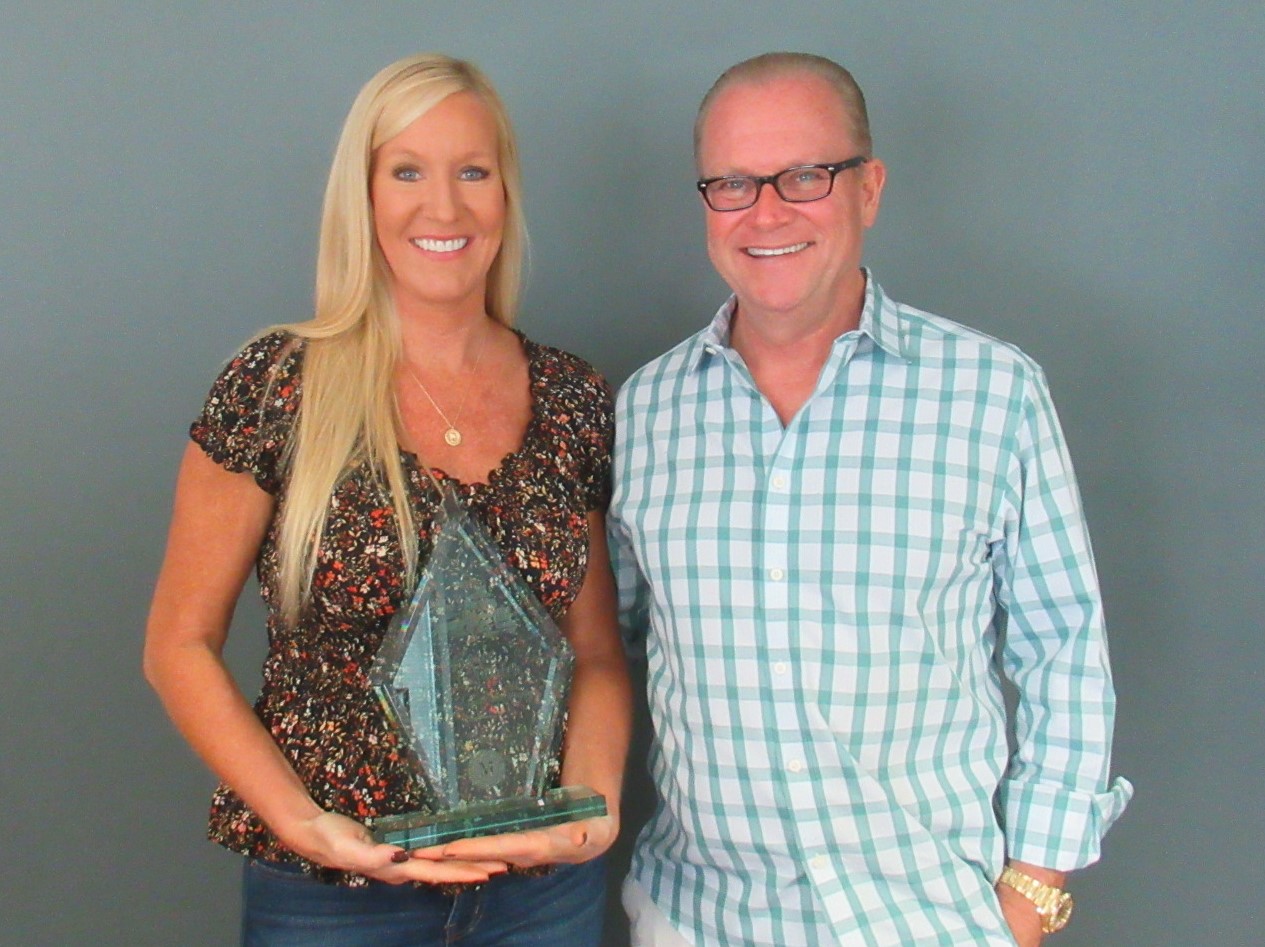 Congratulations to Becky Scott, our Q3 2021 Employee of the Quarter!